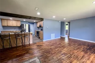 208 E High St, Shelbyville, MO 65565 - Photo 2