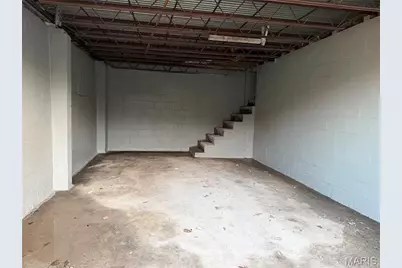 208 E High Street, Shelbyville, MO 65565 - Photo 18