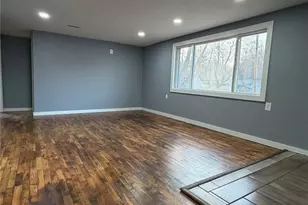 208 E High St, Shelbyville, MO 65565 - Photo 4