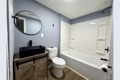 208 E High Street, Shelbyville, MO 65565 - Photo 18