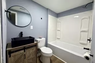 208 E High St, Shelbyville, MO 65565 - Photo 18