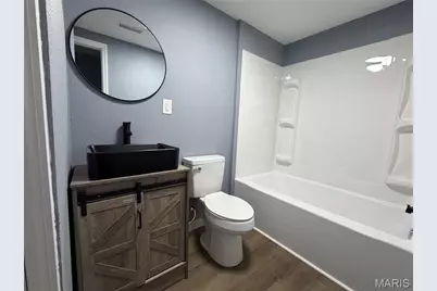 208 E High Street, Shelbyville, MO 65565 - Photo 16