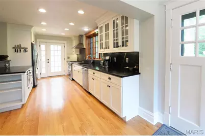 418 Carswold Drive, Saint Louis, MO 63105 - Photo 6