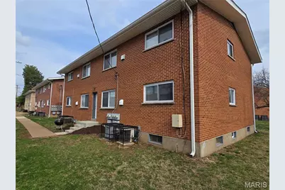 3 Bruce Drive, Florissant, MO 63031 - Photo 2