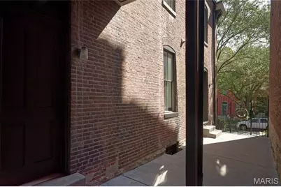 2307 S 11th Street, Saint Louis, MO 63104 - Photo 32