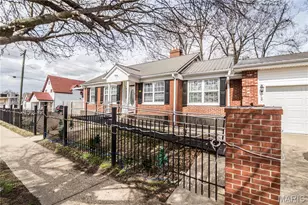 304 W Howard St, Malden, MO 63863 - Photo 2