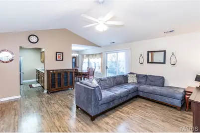 3655 Colonia Place Drive #D, Saint Louis, MO 63125 - Photo 4