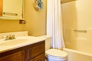 2925 Westborough Dr, Saint Charles, MO 63301 - Photo 24