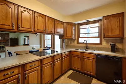 2925 Westborough Drive, Saint Charles, MO 63301 - Photo 8