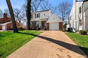 1635 Dearborn Dr, Warson Woods, MO 63122 - Photo 2