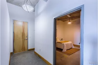 2323 Locust Street #411, Saint Louis, MO 63103 - Photo 6