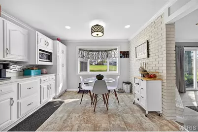 909 Dutch Mill Drive, Ballwin, MO 63011 - Photo 16