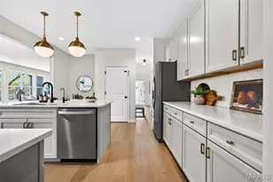 978 Silver Buck Ln, Chesterfield, MO 63005 - Photo 24