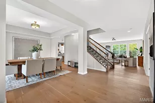 978 Silver Buck Ln, Chesterfield, MO 63005 - Photo 8