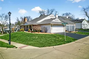 14991 Broadmont Dr, Chesterfield, MO 63017 - Photo 48