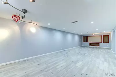 660 Crabapple Lane, Florissant, MO 63031 - Photo 16