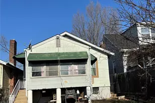 4428 Dewey Ave, Saint Louis, MO 63116 - Photo 4