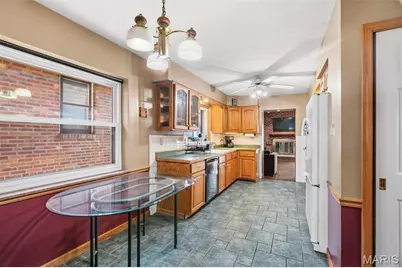 5654 Leona Street, Saint Louis, MO 63116 - Photo 10