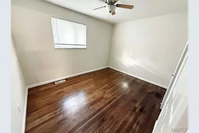 2750 Robert Drive, Florissant, MO 63031 - Photo 10