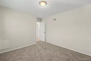 1125 Florland Dr, Florissant, MO 63031 - Photo 10