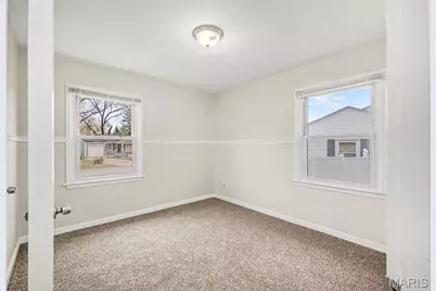 310 Saint Nicholas Lane, Florissant, MO 63031 - Photo 14