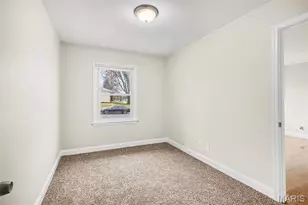 310 St Nicholas Ln, Florissant, MO 63031 - Photo 8