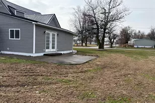 312 E Beech St, Shelbina, MO 63468 - Photo 30