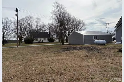 312 E Beech Street, Shelbina, MO 63468 - Photo 10