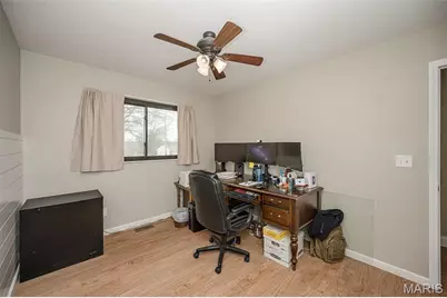 1226 Kings Trail Lane, Fenton, MO 63026 - Photo 24