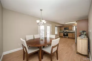 1226 Kings Trail Ln, Fenton, MO 63026 - Photo 10