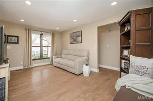 1226 Kings Trail Ln, Fenton, MO 63026 - Photo 8