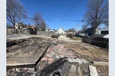 6743 W Park Avenue, Saint Louis, MO 63139 - Photo 4