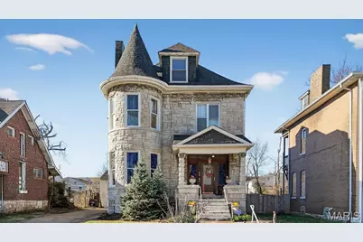 24 Lewis Place, Saint Louis, MO 63113 - Photo 1