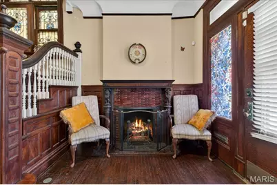 24 Lewis Place, Saint Louis, MO 63113 - Photo 8