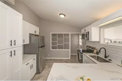 520 Pinellas Drive, Crestwood, MO 63126 - Photo 12