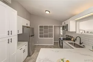 520 Pinellas Dr, Crestwood, MO 63126 - Photo 12