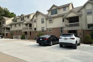 2300 Yellowstone Park Ct, Maryland Heights, MO 63043 - Photo 2