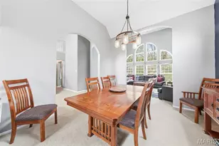 425 Roosevelt Woods Ct, Fenton, MO 63026 - Photo 8