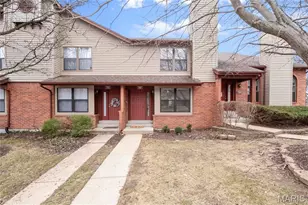 707 Forest Trace Dr, Chesterfield, MO 63017 - Photo 1