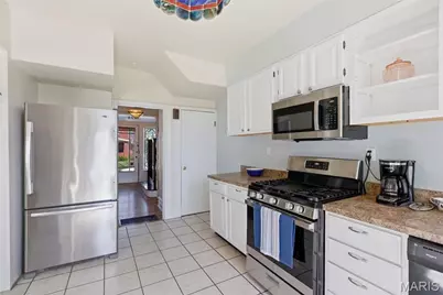 3974 Wyoming Street, Saint Louis, MO 63116 - Photo 14