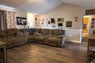 110 Sandstone Dr, St Robert, MO 65584 - Photo 6