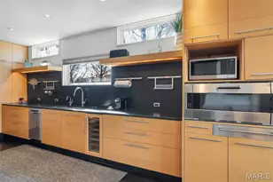 7489 Washington Ave, University City, MO 63130 - Photo 24