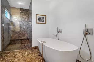 7489 Washington Ave, University City, MO 63130 - Photo 42