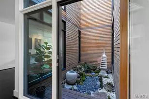 7489 Washington Ave, University City, MO 63130 - Photo 14