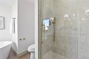 1048 Tower Park Dr, Saint Charles, MO 63304 - Photo 18