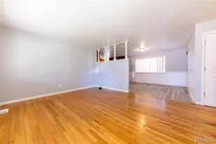 935 Kingsbrook Ln, Florissant, MO 63031 - Photo 4