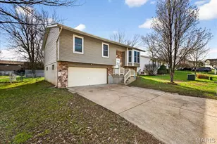 5856 Parkside Pl, Imperial, MO 63052 - Photo 2