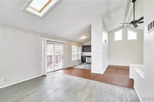 1622 Barkwood Dr, Florissant, MO 63031 - Photo 12