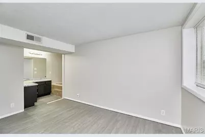 1622 Barkwood Drive, Florissant, MO 63031 - Photo 20