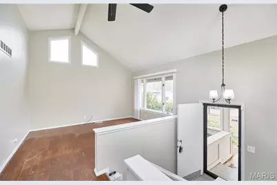 1622 Barkwood Drive, Florissant, MO 63031 - Photo 4